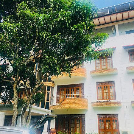 Mount House Hotel Apartment ディックウェラ エクステリア 写真