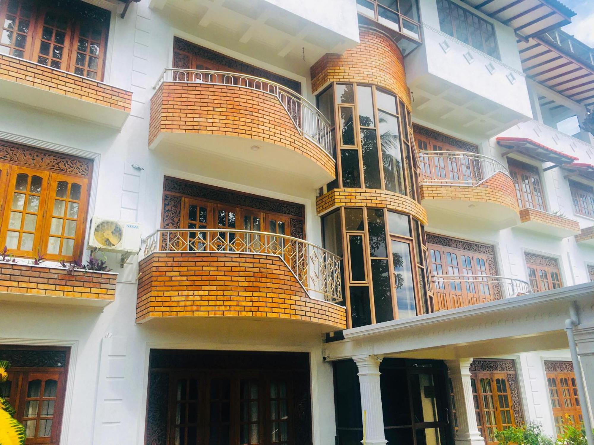 Mount House Hotel Apartment ディックウェラ エクステリア 写真